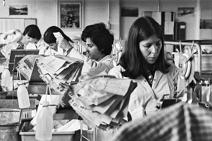 <em>Streik in der Zentralwäscherei,</em>Basel 1977, Fotografie: fotolib Basel