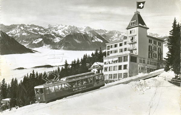 <span class='txt12-gruen'> Rigi-Kaltbad. Hotel Bellevue</span><br /><span class='txt12'>Verlag Globetrotter GmbH, Luzern / gelaufen, 1960</span><br />