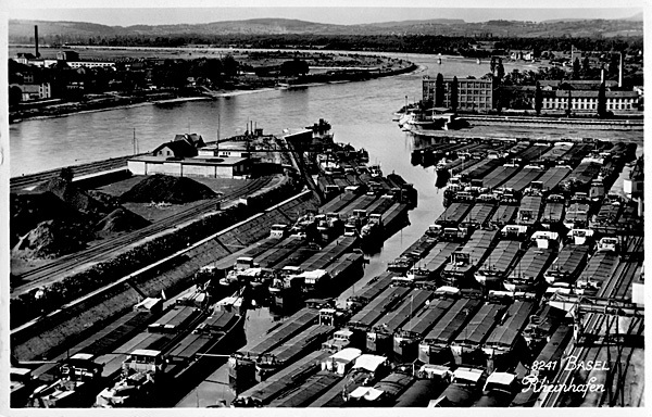 <span class='txt12-gruen'>Basel Rheinhafen</span><br /><span class='txt12'>Photo: Perrochet, Lausanne / gelaufen: 29.3.1949</span><br />